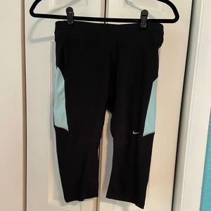Small Nike dryfit workout pants